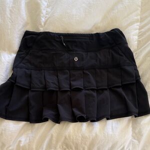 lululemon athletica Black Tiered Mini Skirt